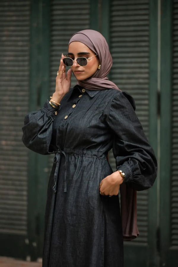 Color_اسود