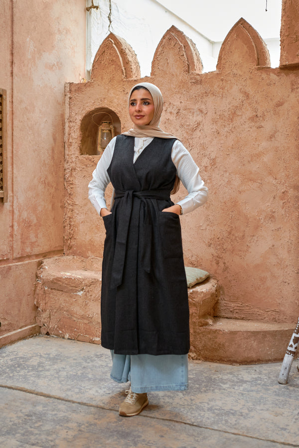 Sleeveless Tweed vest - خامة صوف تويد