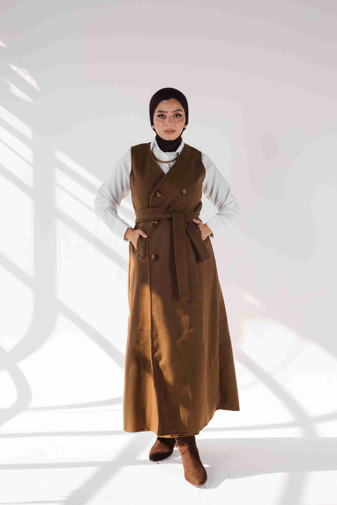 Seleeveless Long Coat -شتاء2026