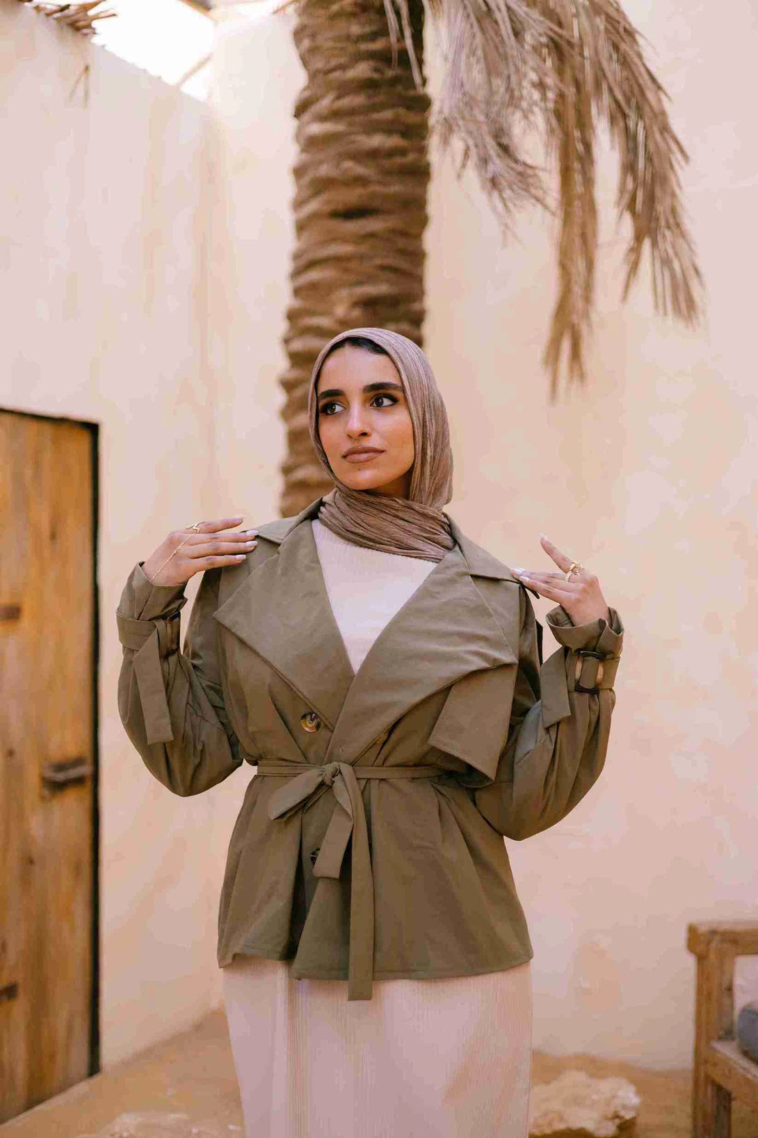 ترنش كوت قصير