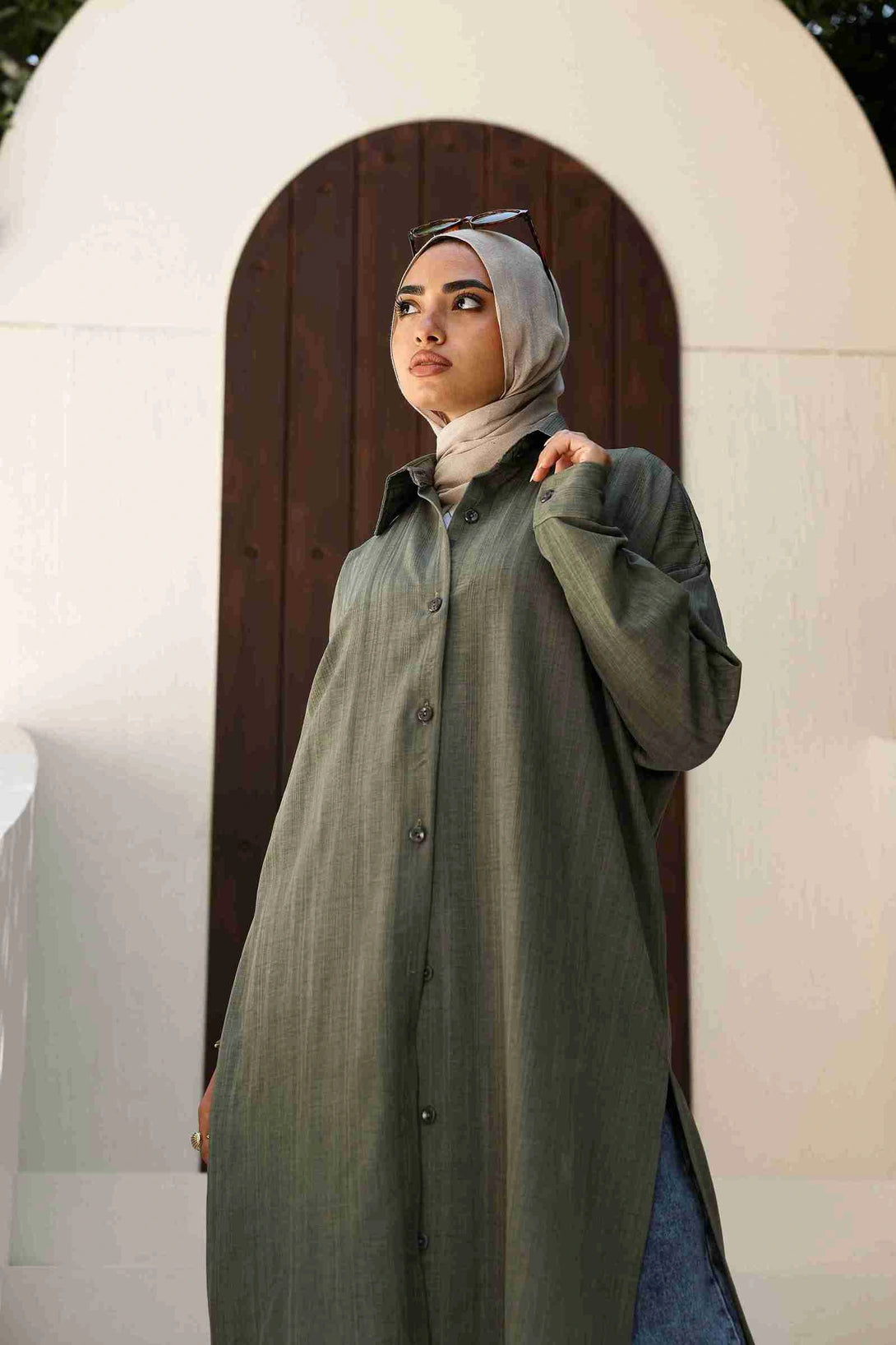 Embroidery long shirt
