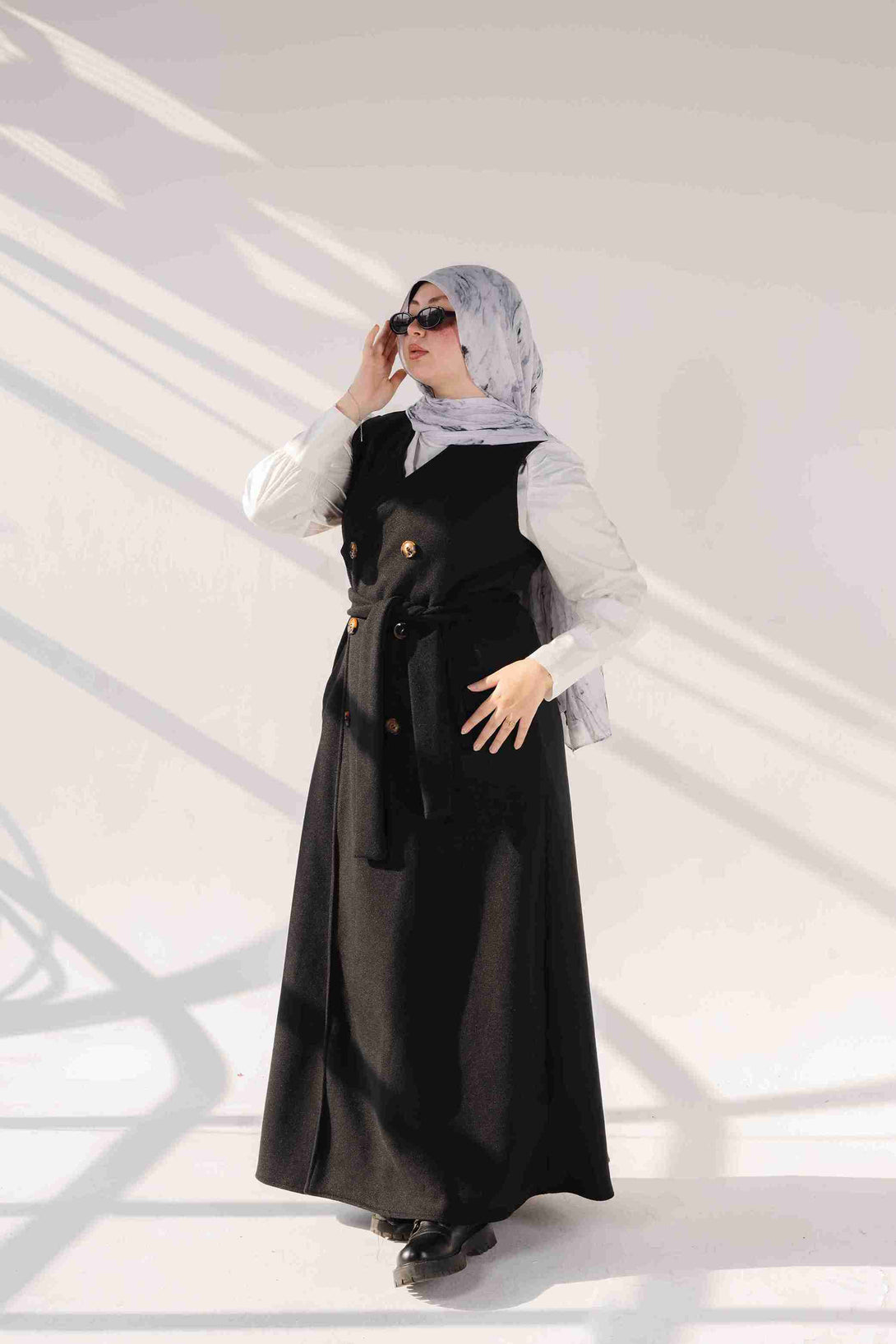Seleeveless Long Coat -شتاء2026